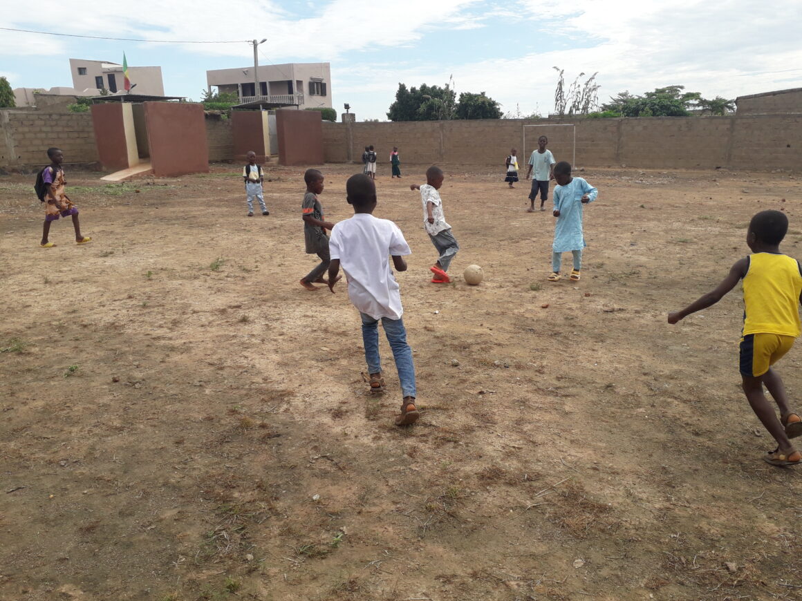 Zwei Schulen für Mali